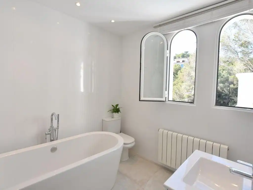 Baño de Piso en venta en Calvià con Aire acondicionado y Piscina