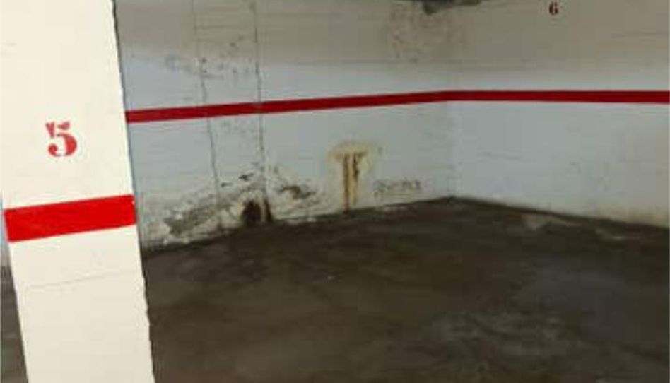 Garaje de alquiler en La Plata, Jerez de la Frontera - imagen 1 Foto 1 de Garaje de alquiler en La Plata, Jerez de la Frontera