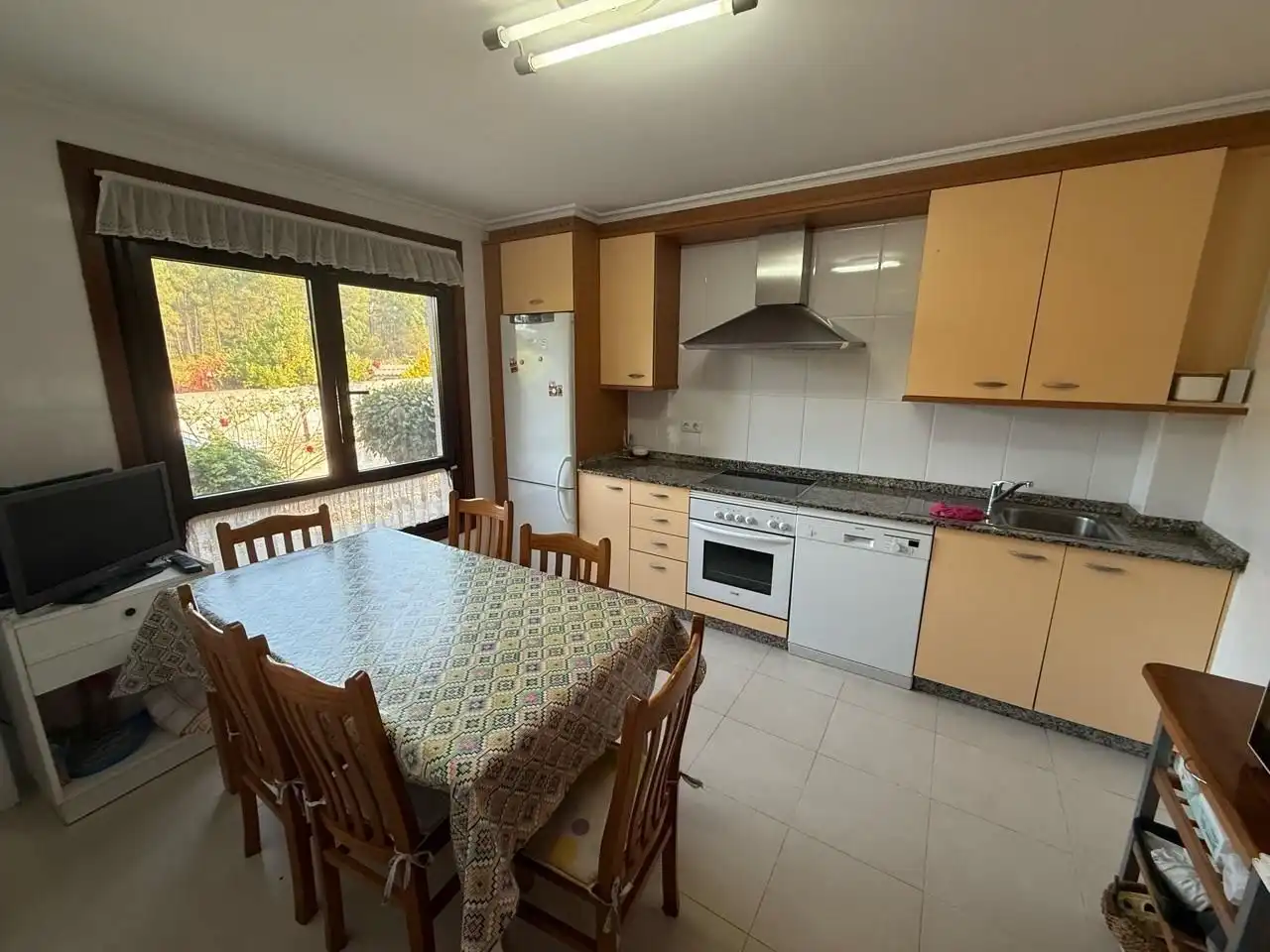 Flat for sale in Lugar Carregal de Arriba, 63, Tomiño Kitchen of Flat for sale in Tomiño with Heating, Private garden and Parquet flooring