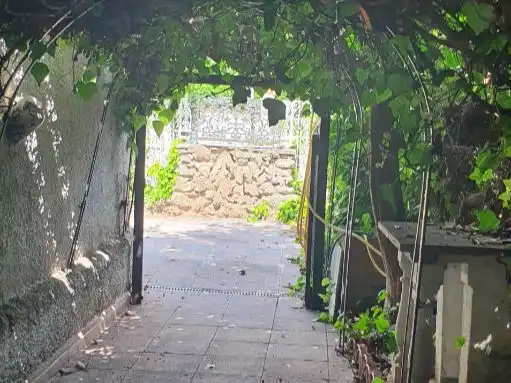 Piso en venta en Calle Barrio Nuevo, 5, Iriépal - Taracena - Valdenoches Piso en venta en Guadalajara con Jardín privado, Terraza y Piscina