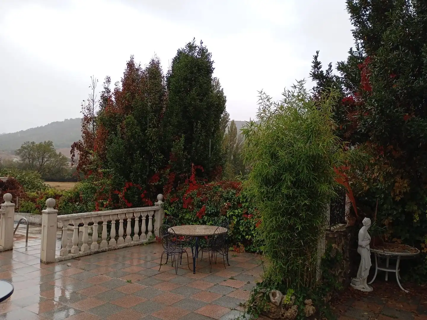 Piso en venta en Calle Barrio Nuevo, 5, Iriépal - Taracena - Valdenoches Terraza de Piso en venta en Guadalajara con Jardín privado, Terraza y Piscina