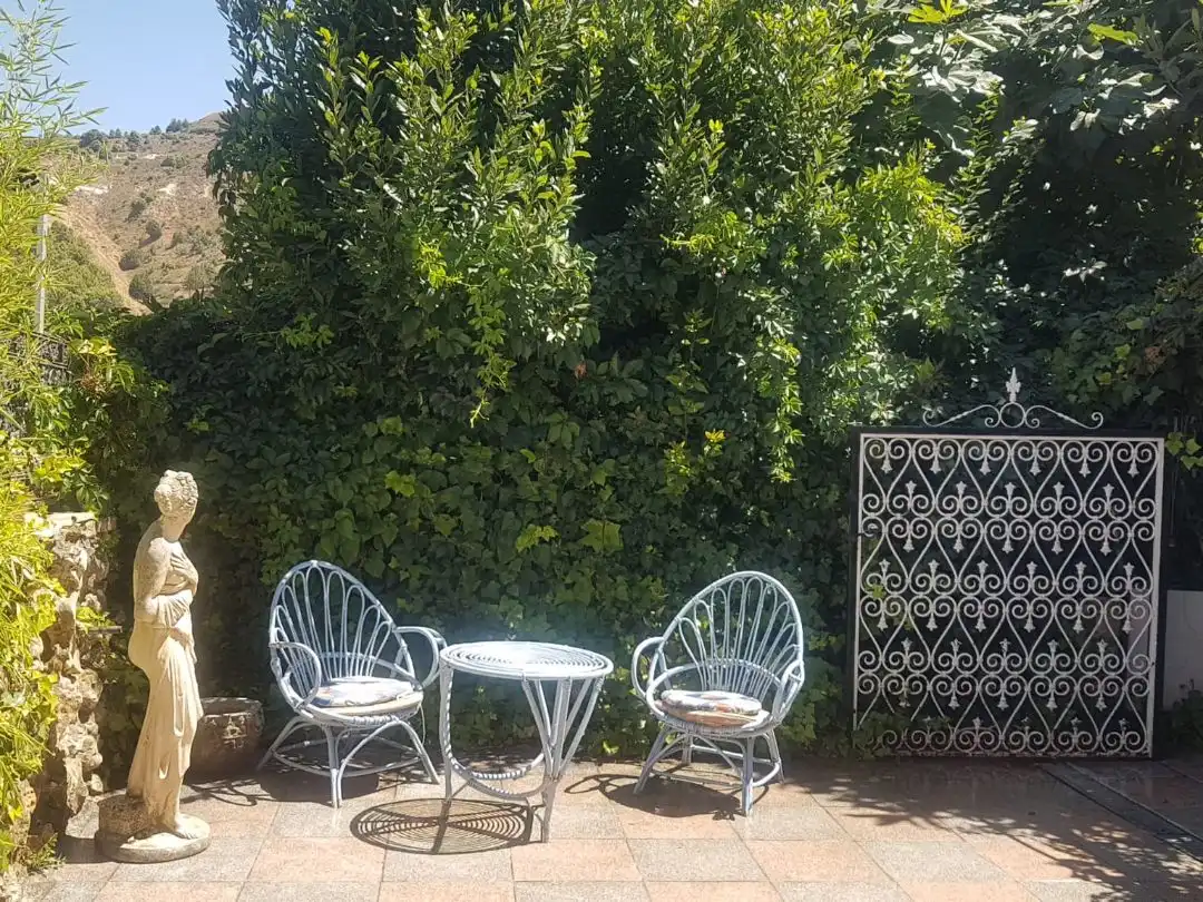 Piso en venta en Calle Barrio Nuevo, 5, Iriépal - Taracena - Valdenoches Terraza de Piso en venta en Guadalajara con Jardín privado, Terraza y Piscina