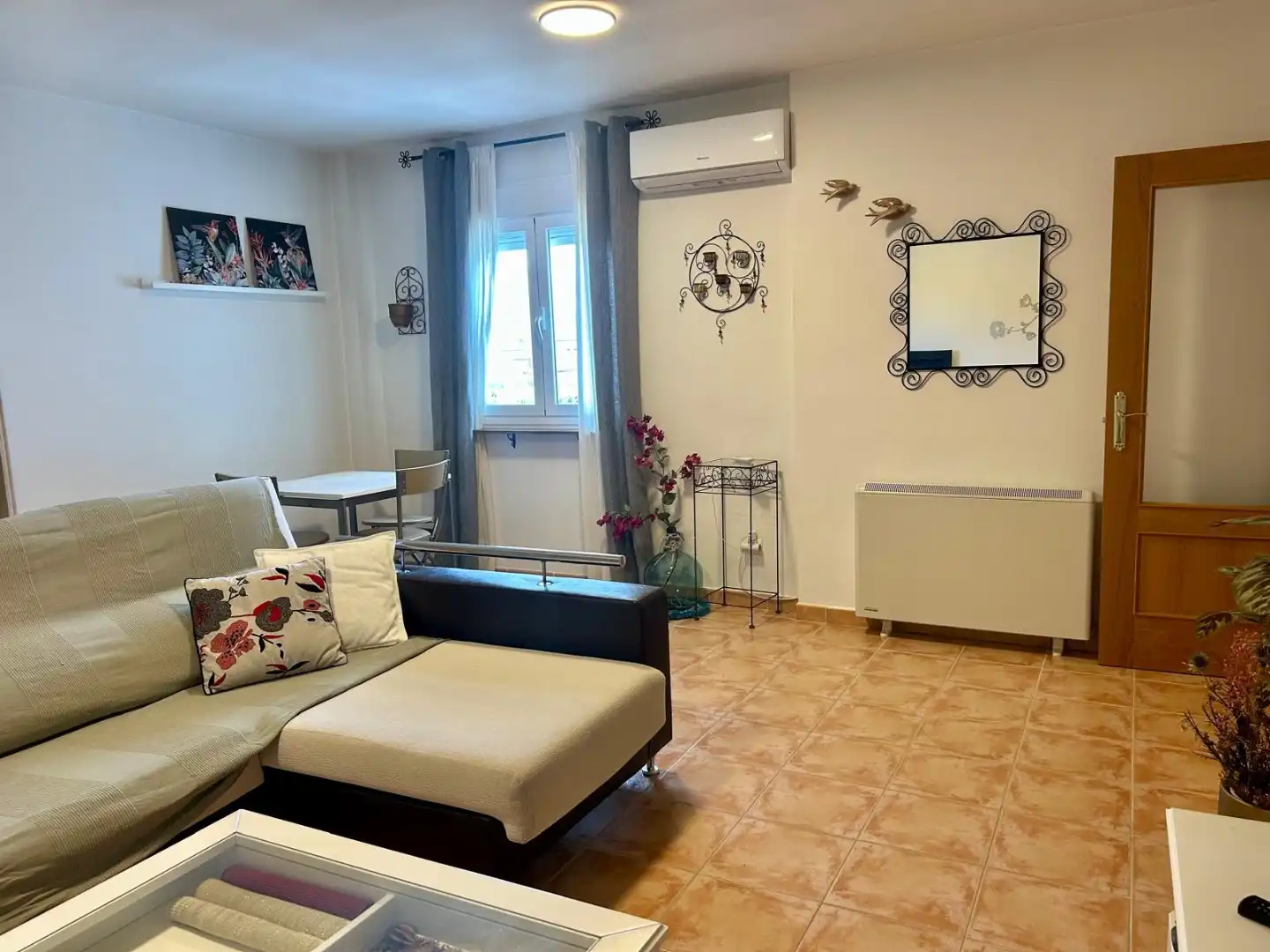 Apartments for sale in Calle Real, 3, El Viso de San Juan Living room of Apartments for sale in El Viso de San Juan