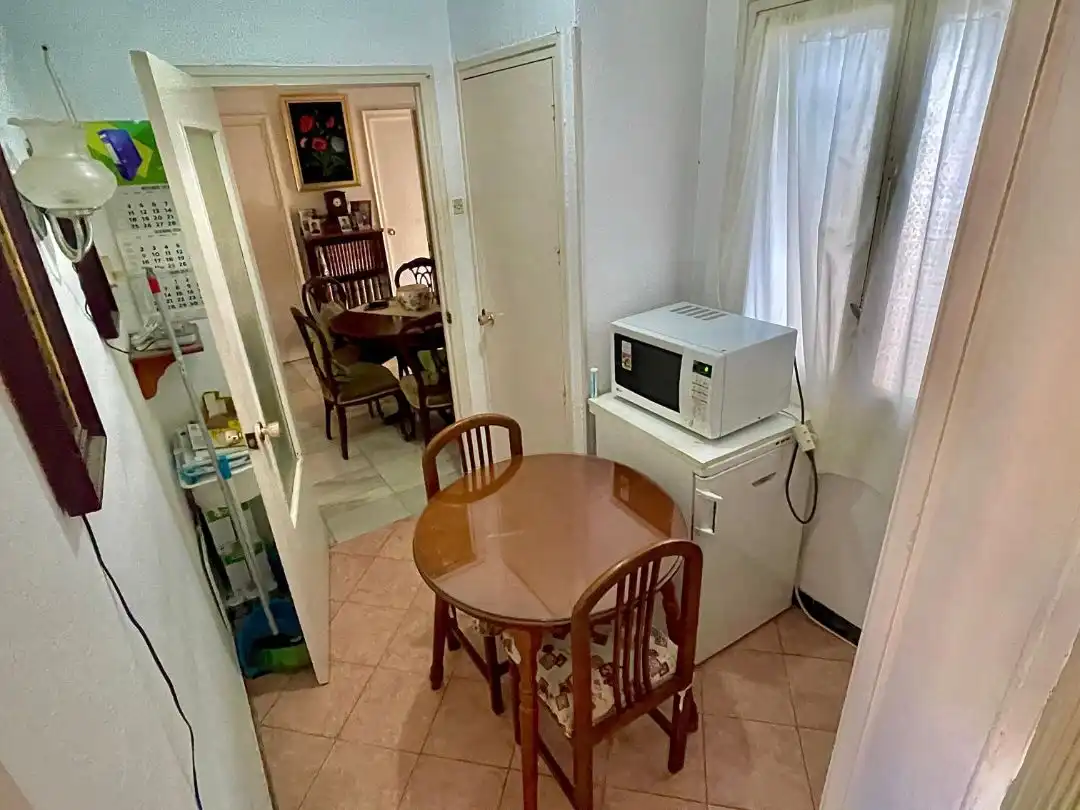 Flat for sale in Calle Cisneros, 5, Centro Histórico Dining room of Flat for sale in Málaga with Storage room, Furnished and Video intercom
