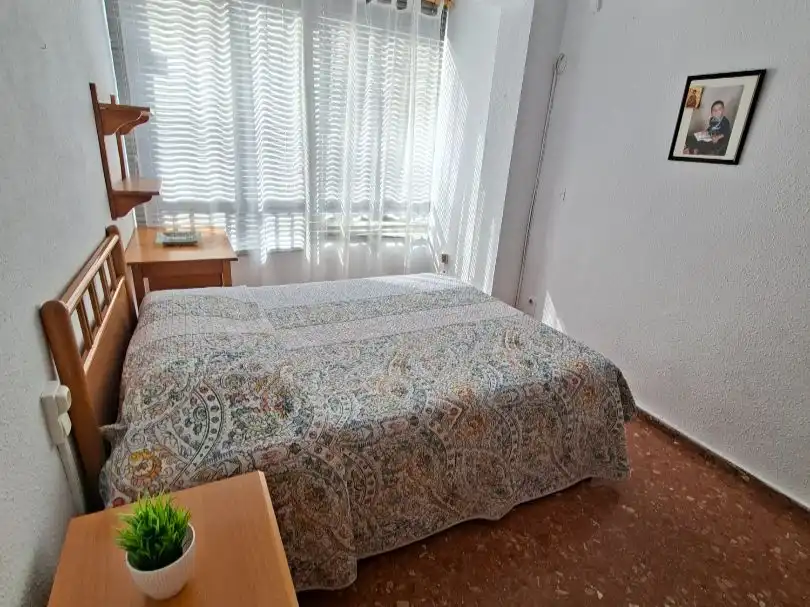 Habitación de Piso en venta en Oliva con Aire acondicionado