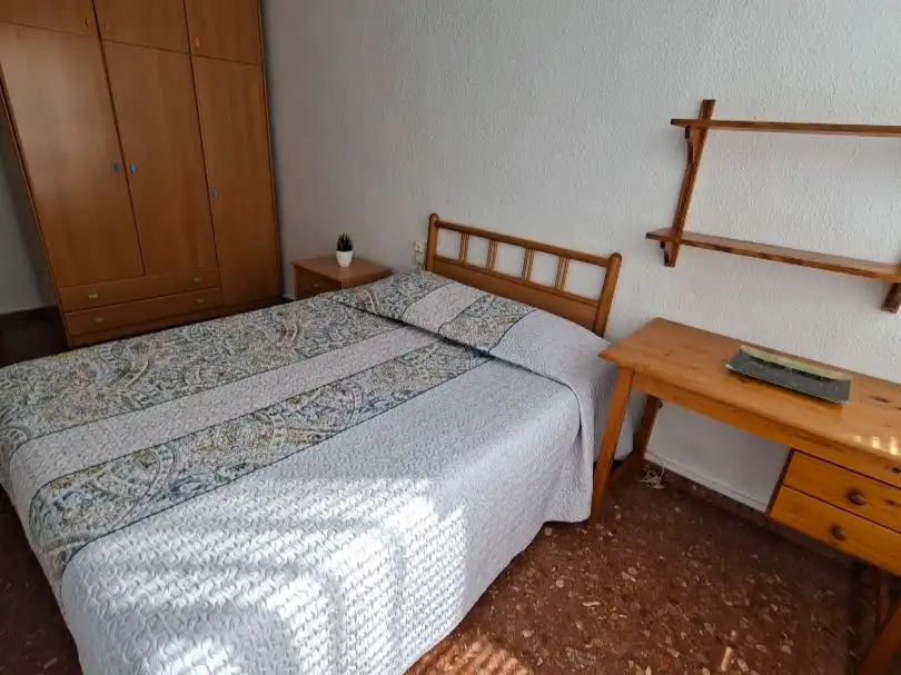Habitación de Piso en venta en Oliva con Aire acondicionado