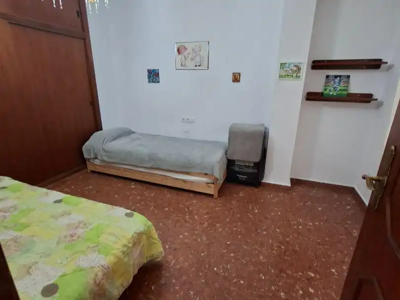 Habitación de Piso en venta en Oliva con Aire acondicionado
