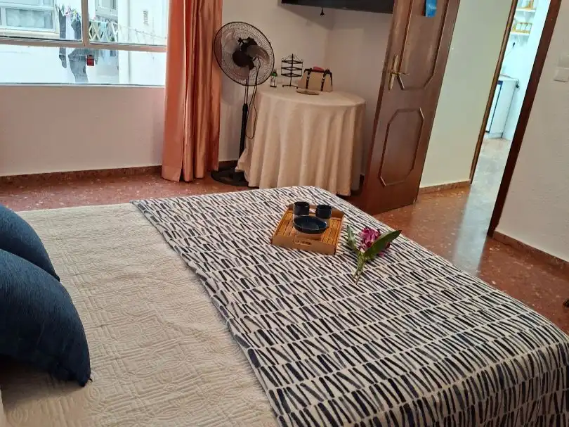 Habitación de Piso en venta en Oliva con Aire acondicionado