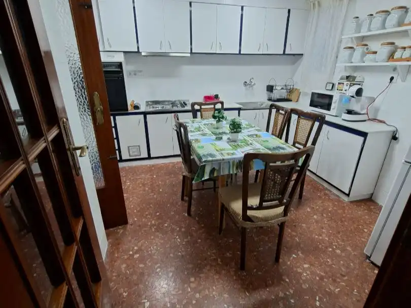 Cocina de Piso en venta en Oliva con Aire acondicionado