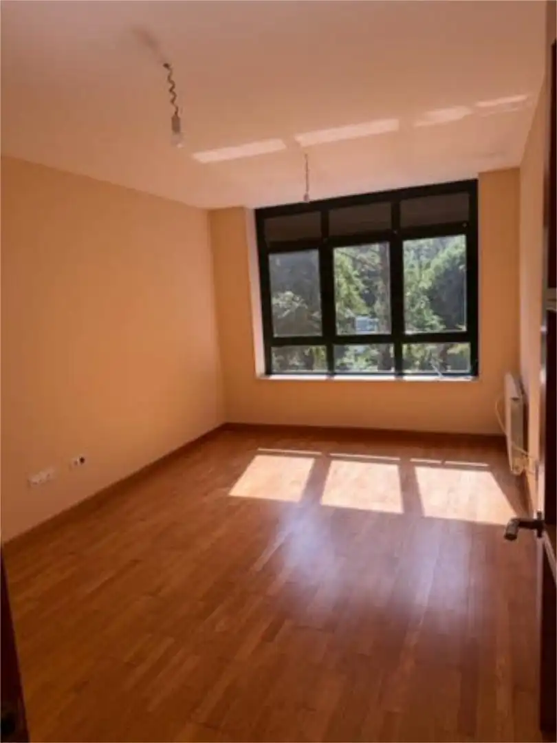 Wohnung zur Miete in Moraña Wohnung zur Miete in Moraña