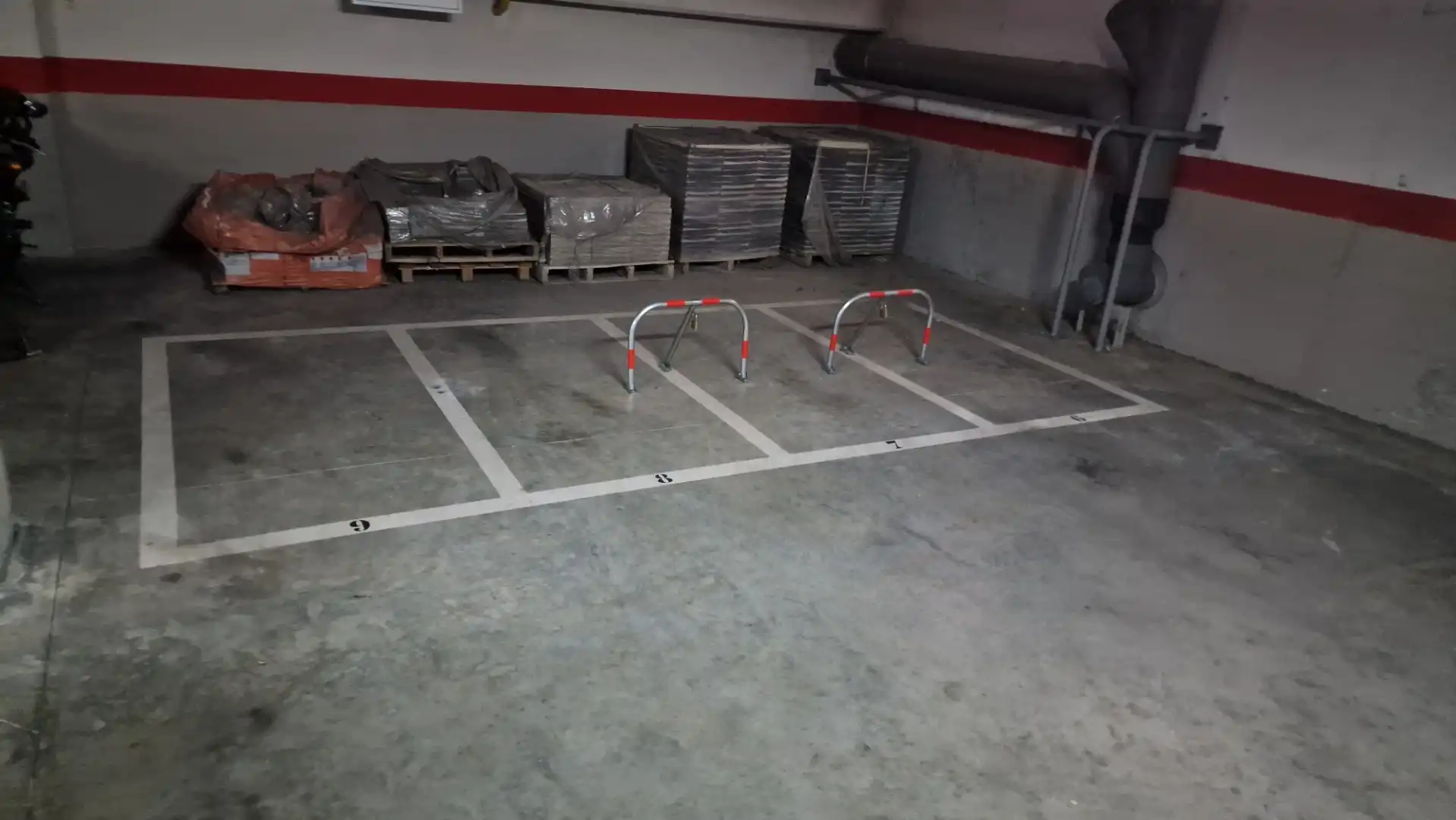 Garaje de alquiler en Calle del Planeta, 3, Pilaríca - Los Santos Parking de Garaje de alquiler en Valladolid