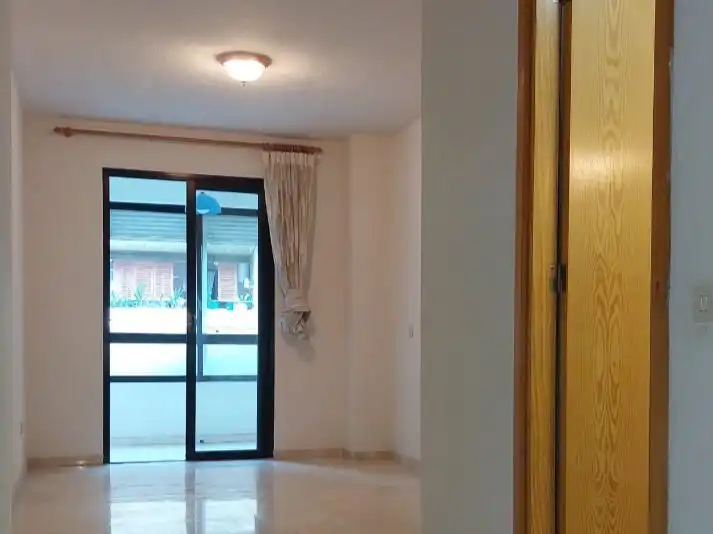 Flat for sale in Calle Unamuno, Buenavista - Chapatal Flat for sale in Santa Cruz de Tenerife with Swimming Pool and Community parking