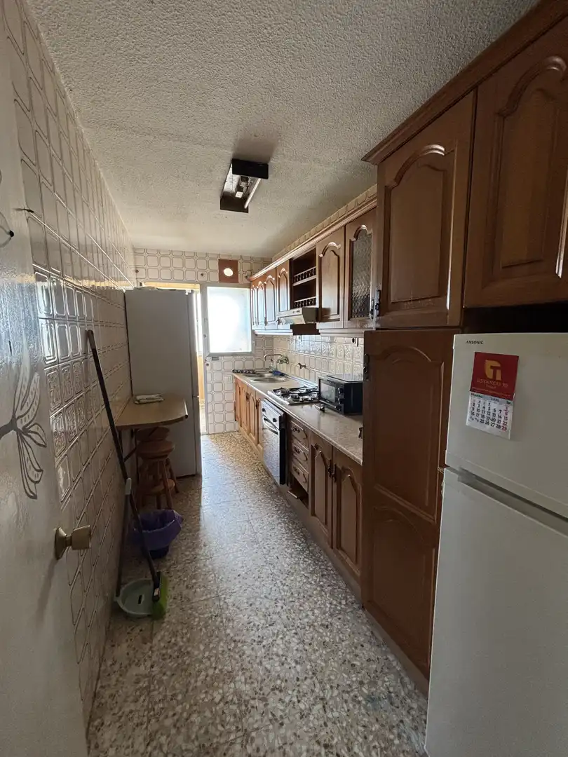 Pis en venda a Avenida Nehemias, 6, Santa Cristina - San Rafael Cuina de Pis en venda en Málaga Capital amb Aire condicionat, Terrassa i Balcó