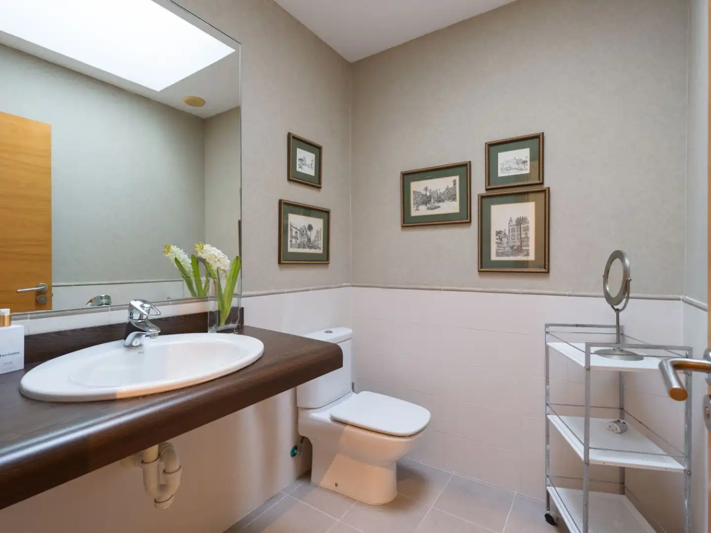 Bathroom of Flat for rent in Las Palmas de Gran Canaria  with Air Conditioner, Parquet flooring and Furnished