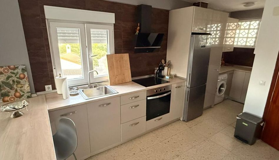 Piso de alquiler en Calle Zarapito, 2, El Portil, Huelva - imagen 1 Foto 1 de Piso de alquiler en Calle Zarapito, 2, El Portil, Huelva