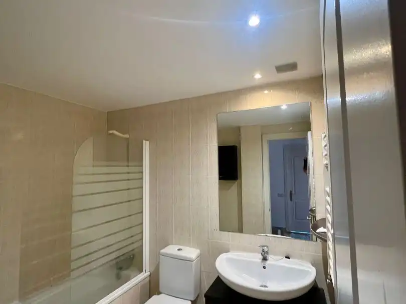 Casa o chalet en venta en Avenida de Francisco Guerrero, 6, Club de Campo Baño de Casa o chalet en venta en Club de Campo con Calefacción, Jardín privado y Parquet