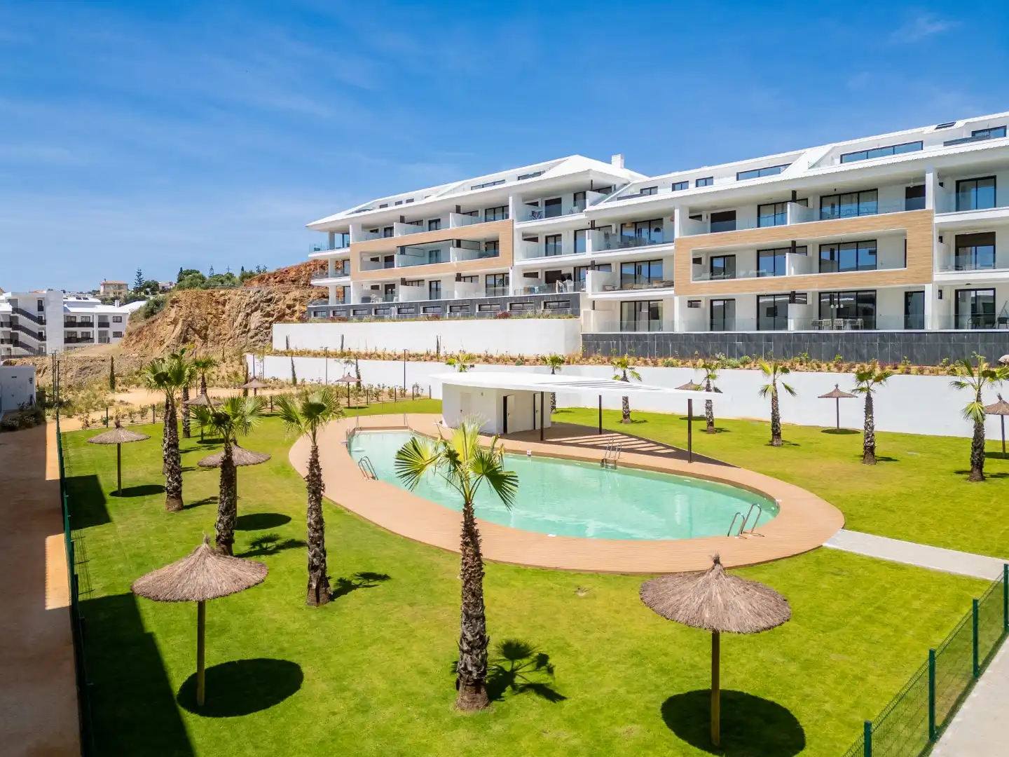Vista exterior de Pis de lloguer en Fuengirola amb Aire condicionat, Calefacció i Jardí privat