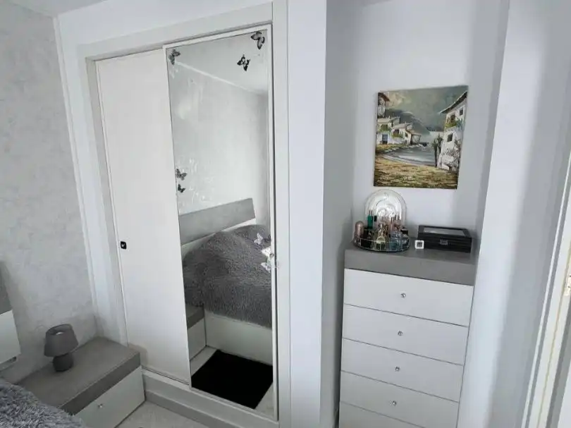 Dúplex en venta en Calle Francisco Diez Martinez, 1, Zona Carrefour - Urbanizaciones Habitación de Dúplex en venta en Torrevieja con Aire acondicionado, Terraza y Piscina
