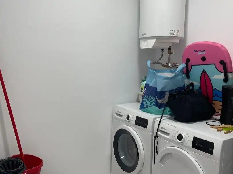 Piso de alquiler en Oleiros con Amueblado y Parking comunitario