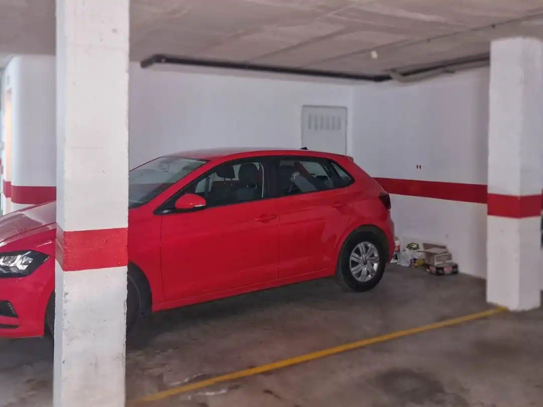 Parking of Apartments for rent in Badajoz  with Air Conditioner, Heating and Parquet flooring