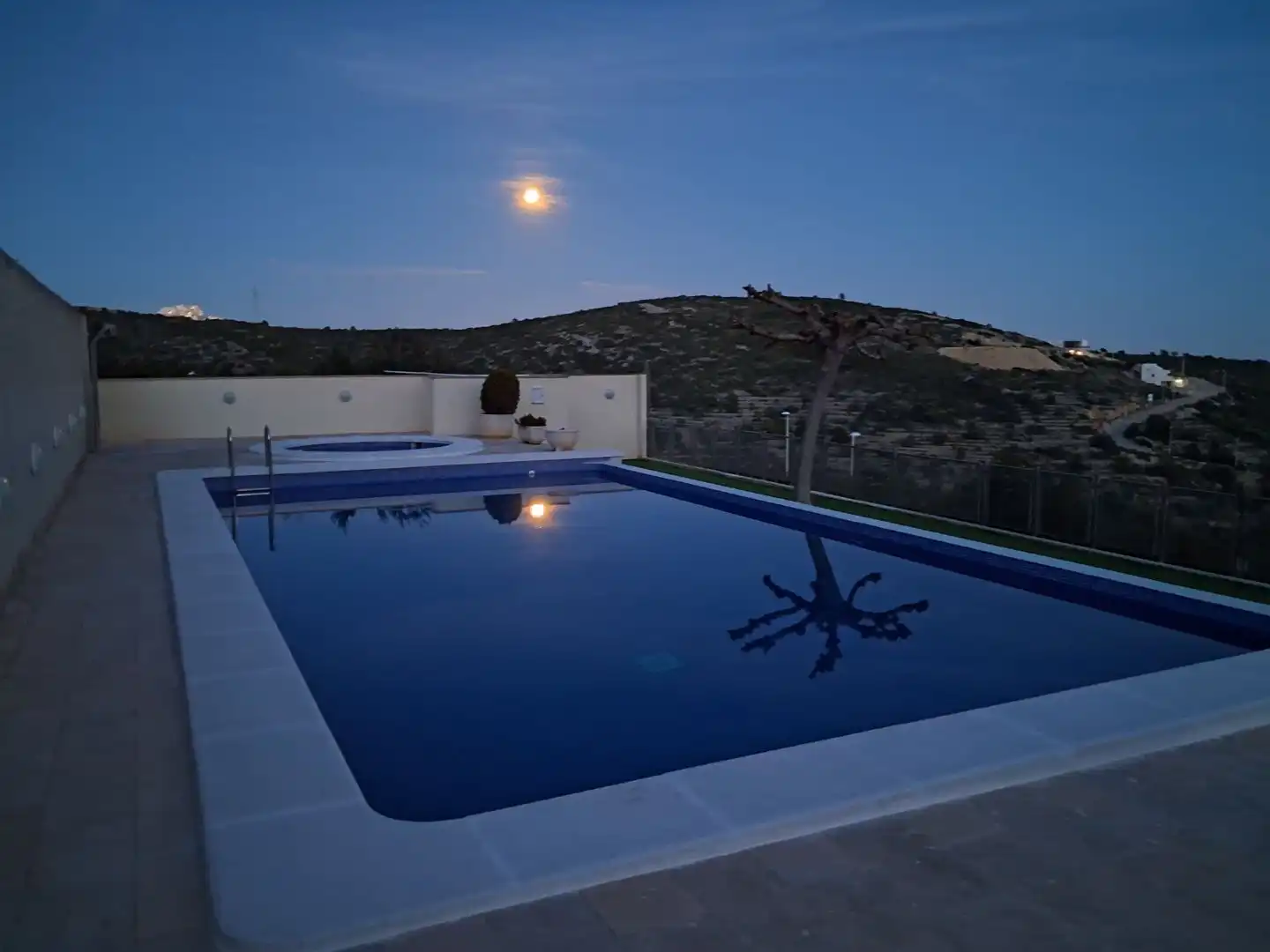Casa adosada en venta en Calle del Pou, 40, Costa Sur Piscina de Casa adosada en venta en Peñíscola / Peníscola con Aire acondicionado, Calefacción y Jardín privado