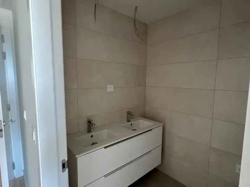 Badezimmer von Wohnung zur Miete in Torremolinos mit Klimaanlage, Heizung und Privatgarten