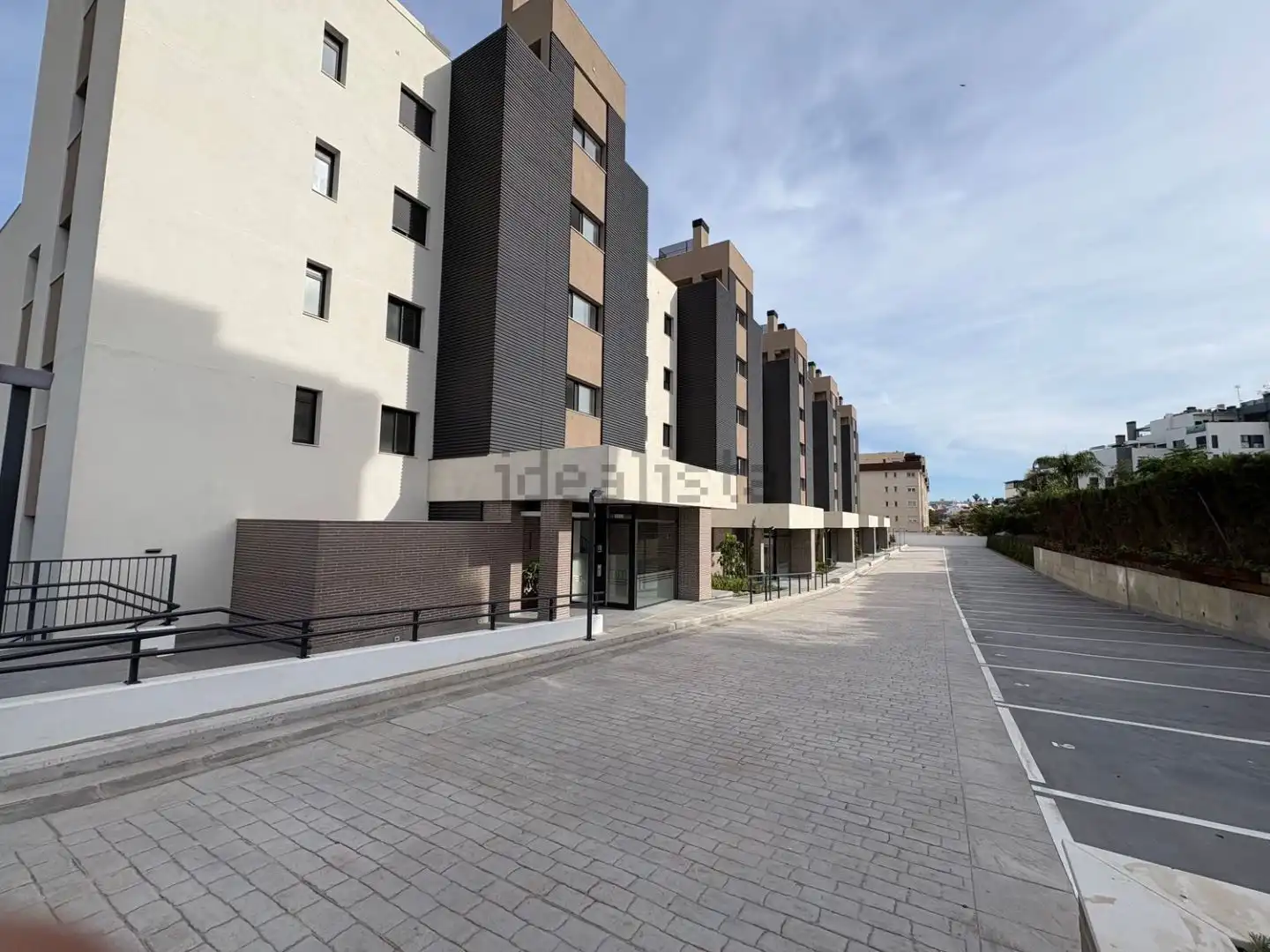 Außenansicht von Wohnung zur Miete in Torremolinos mit Klimaanlage, Heizung und Privatgarten