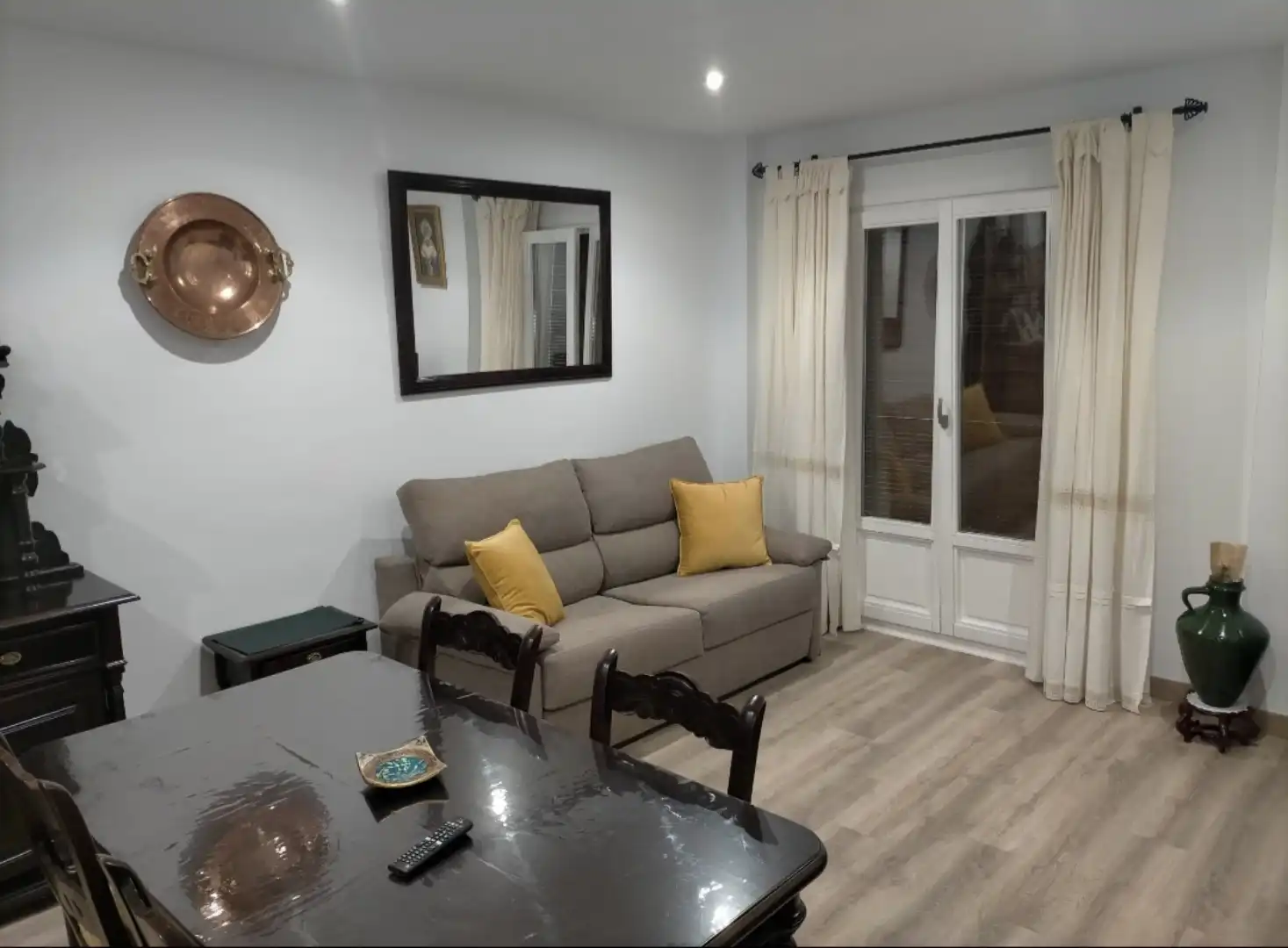 Sala d'estar de Pis de lloguer en Archidona amb Aire condicionat, Calefacció i Parquet