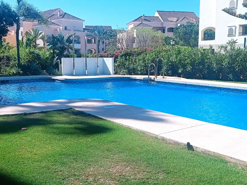 Apartamento en venta en Calle Tritòn, 4, Romana Playa Piscina de Apartamento en venta en Marbella con Aire acondicionado, Terraza y Piscina