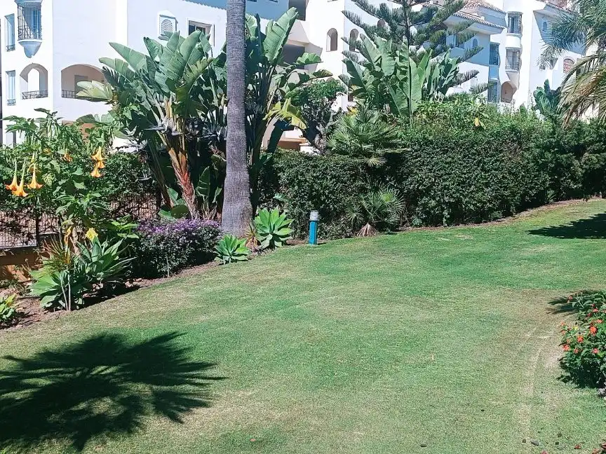 Apartamento en venta en Calle Tritòn, 4, Romana Playa Jardín de Apartamento en venta en Marbella con Aire acondicionado, Terraza y Piscina