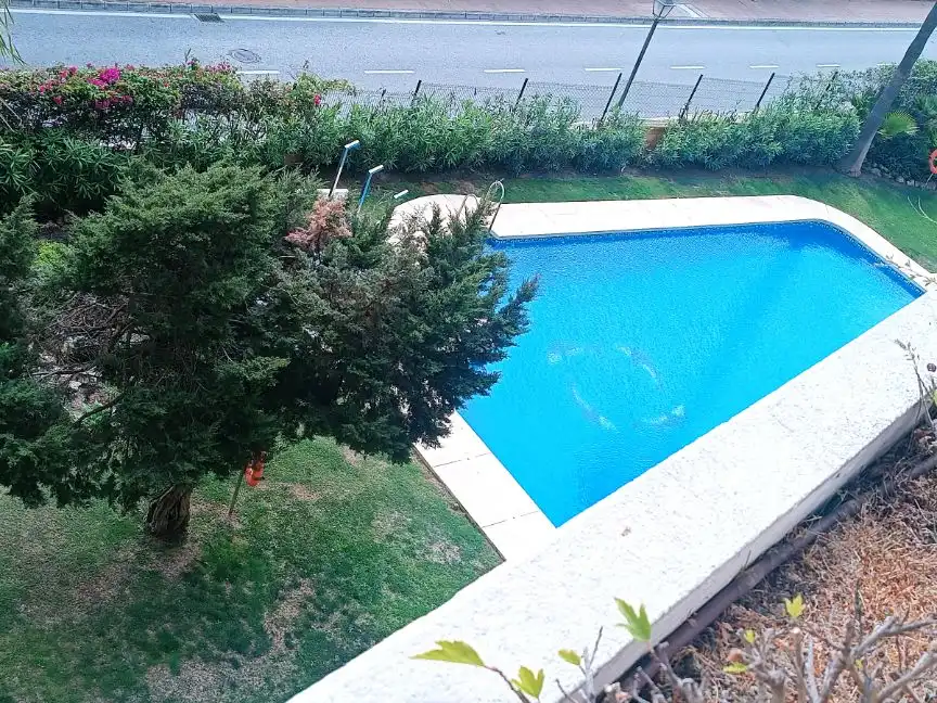 Apartamento en venta en Calle Tritòn, 4, Romana Playa Piscina de Apartamento en venta en Marbella con Aire acondicionado, Terraza y Piscina