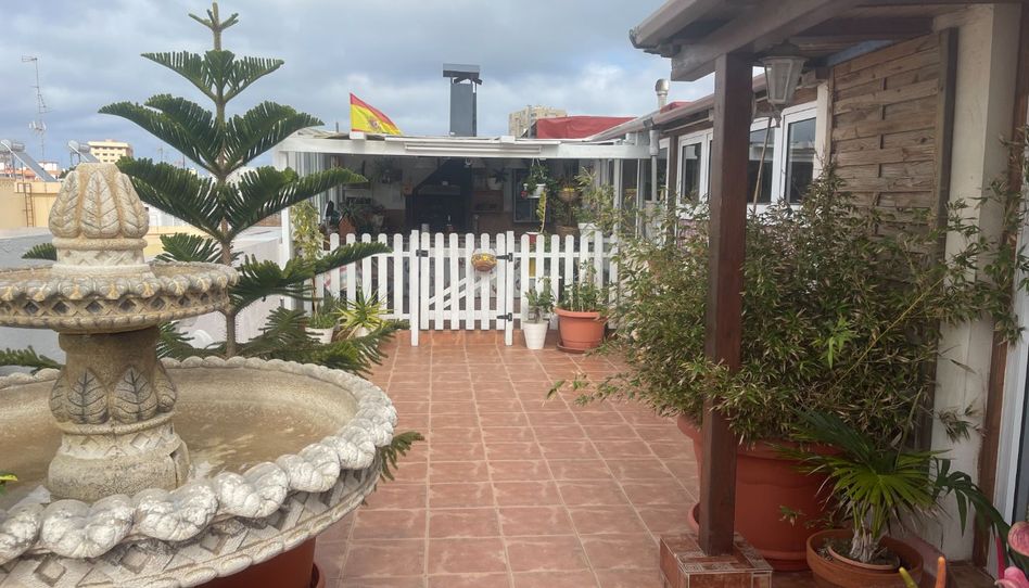 Ático en venta en Calle Aguadulce, 55, Arenales - Lugo - Avda. Marítima, Las Palmas de Gran Canaria - imagen 1 Foto 1 de Ático en venta en Calle Aguadulce, 55, Arenales - Lugo - Avda. Marítima, Las Palmas de Gran Canaria