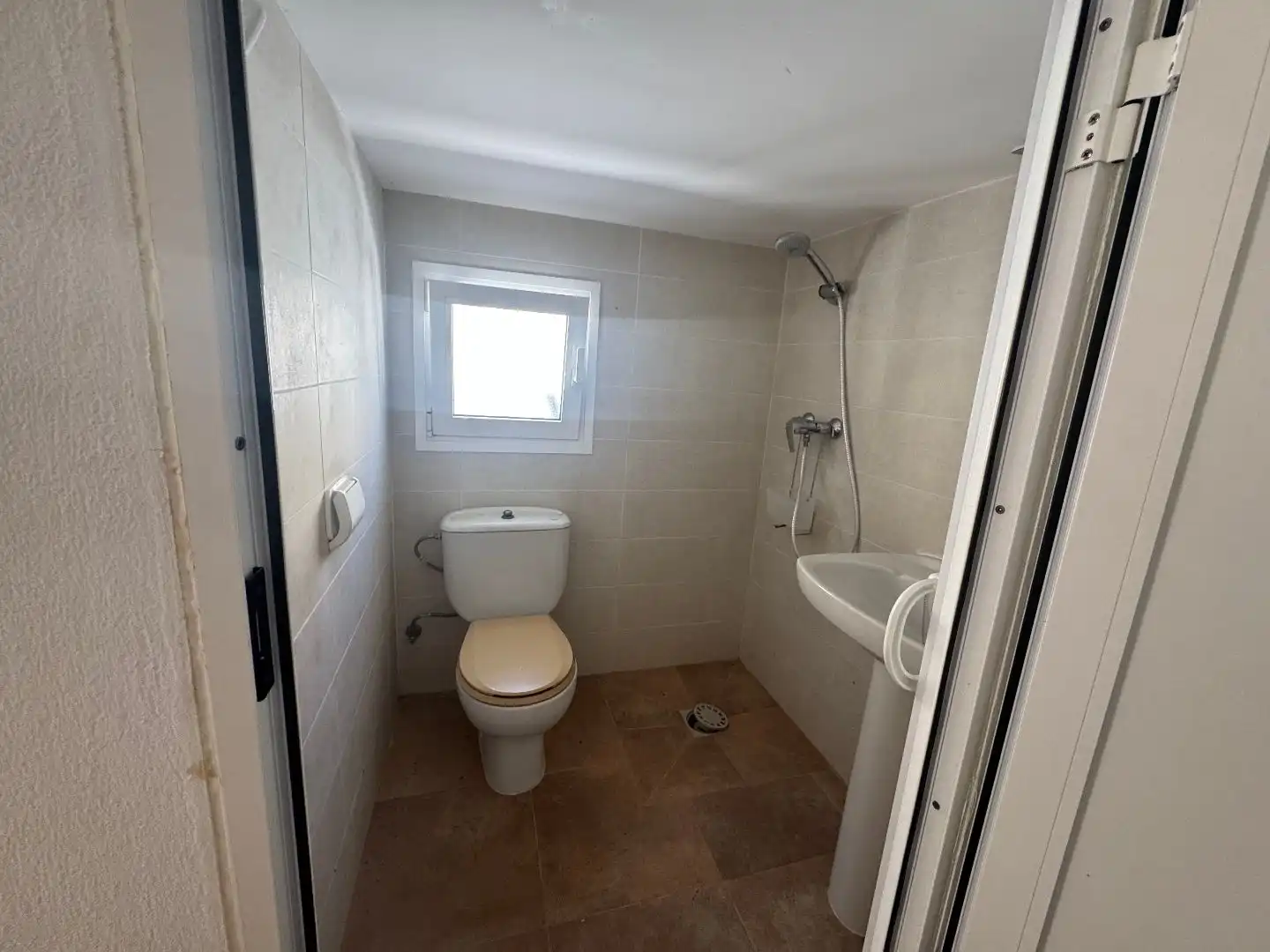 Houses for sale in Carrer de Màlaga, 22, Playa Morro de Gos Bathroom of Houses for sale in Oropesa del Mar / Orpesa with Heating, Terrace and Storage room