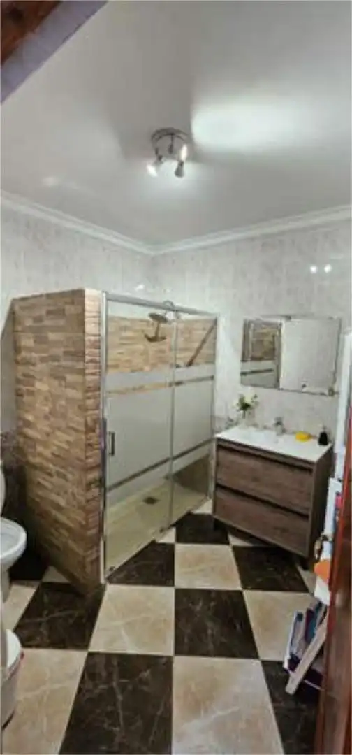 Houses for sale in Alcolea del Río Bathroom of Houses for sale in Alcolea del Río with Terrace