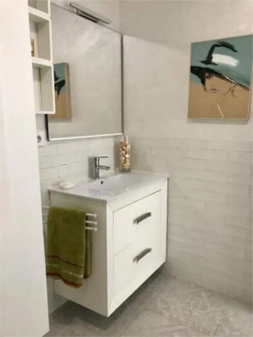 Apartamento de alquiler en Torreguadiaro - San Diego Baño de Apartamento de alquiler en Sotogrande con Calefacción, Amueblado y Se aceptan mascotas