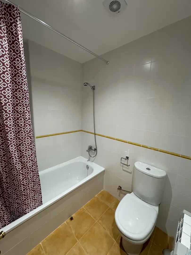 Piso de alquiler en Rúa Fernández del Riego, Oroso