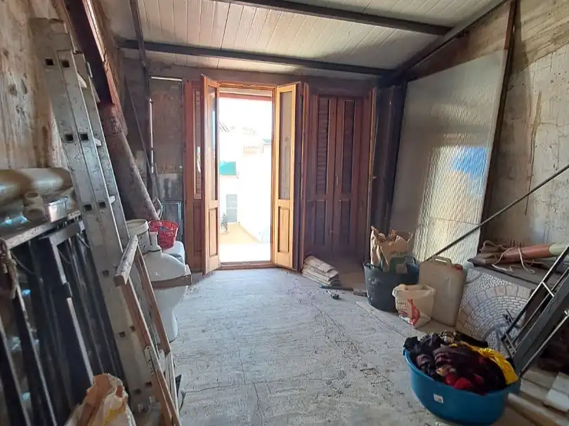 Casa adosada en venta en Carrer la Barra, 50, Turís Casa adosada en venta en Turís con Terraza, Trastero y Amueblado