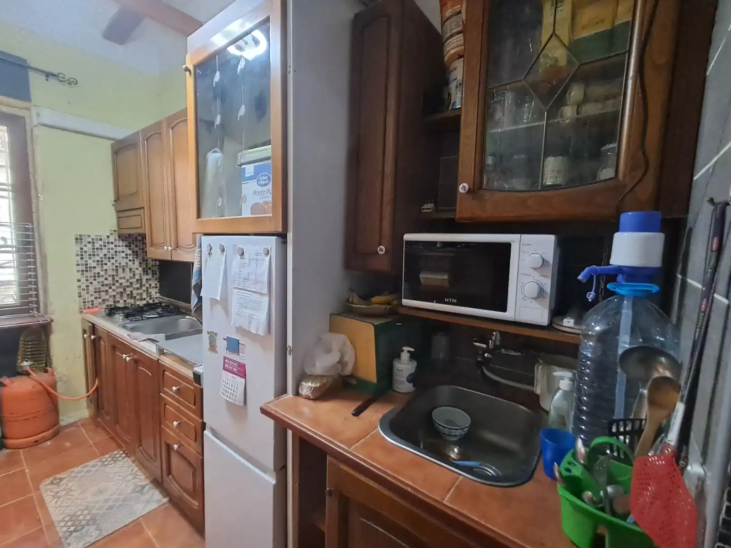 Casa adosada en venta en Carrer la Barra, 50, Turís Cocina de Casa adosada en venta en Turís con Terraza, Trastero y Amueblado