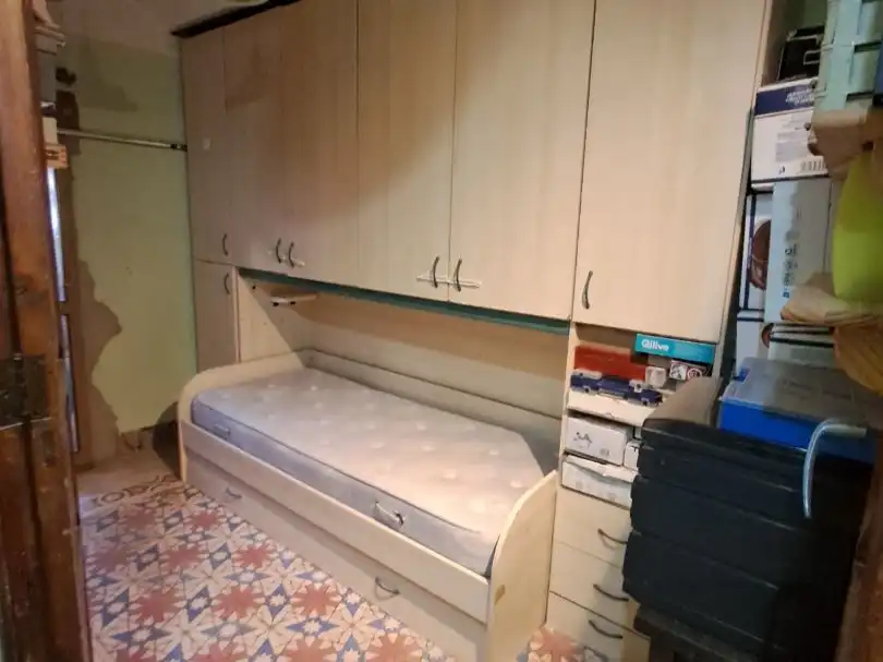 Casa adosada en venta en Carrer la Barra, 50, Turís Habitación de Casa adosada en venta en Turís con Terraza, Trastero y Amueblado