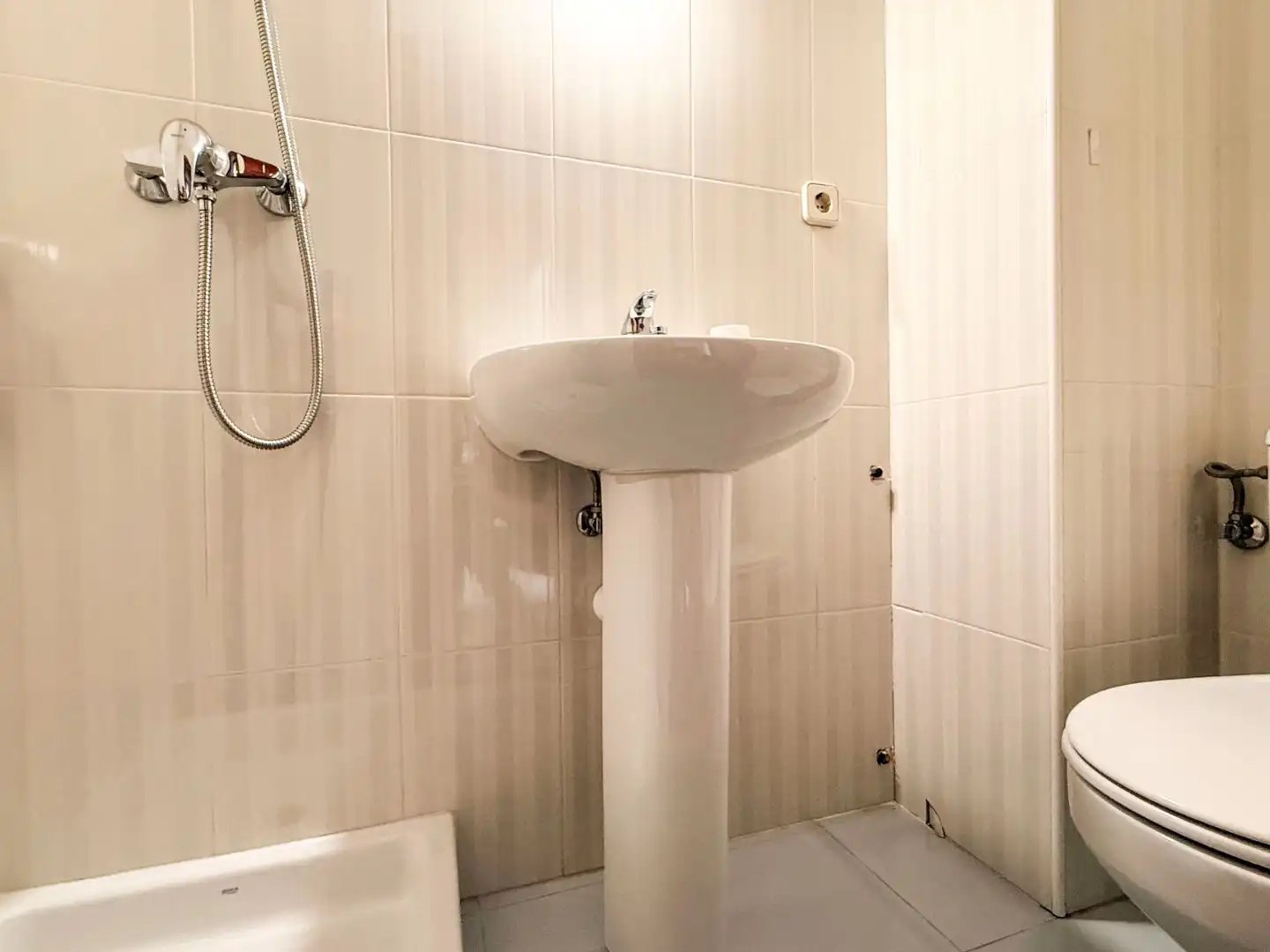 Flat for sale in Calle de Puerto Rico, 7, Zona Norte Bathroom of Flat for sale in Majadahonda with Heating, Private garden and Parquet flooring