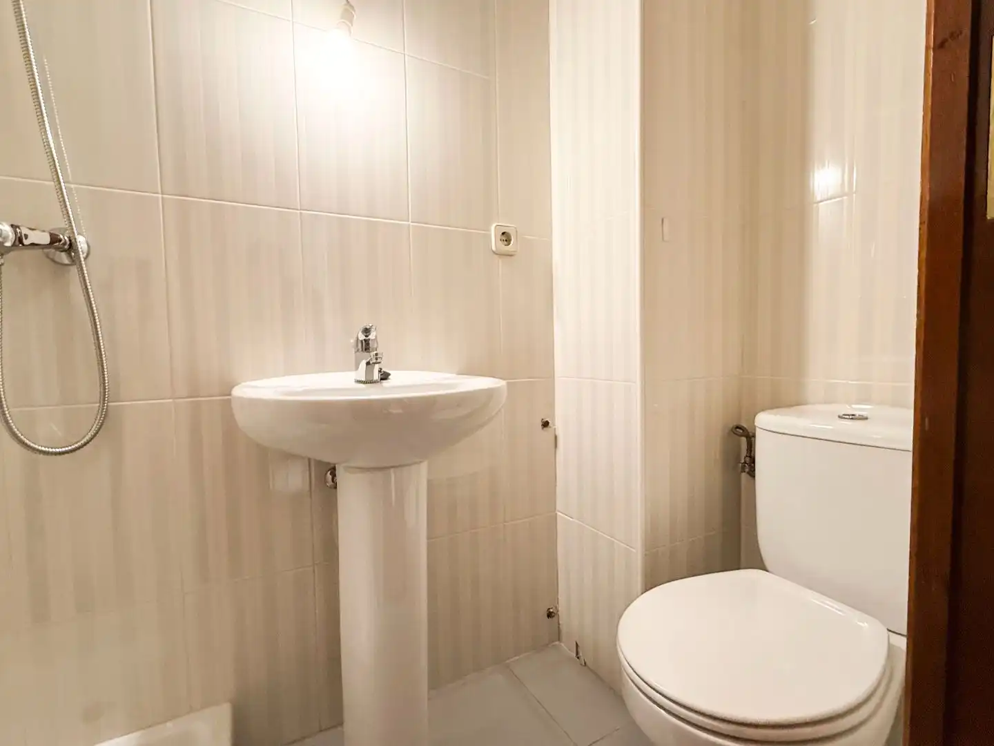 Flat for sale in Calle de Puerto Rico, 7, Zona Norte Bathroom of Flat for sale in Majadahonda with Heating, Private garden and Parquet flooring