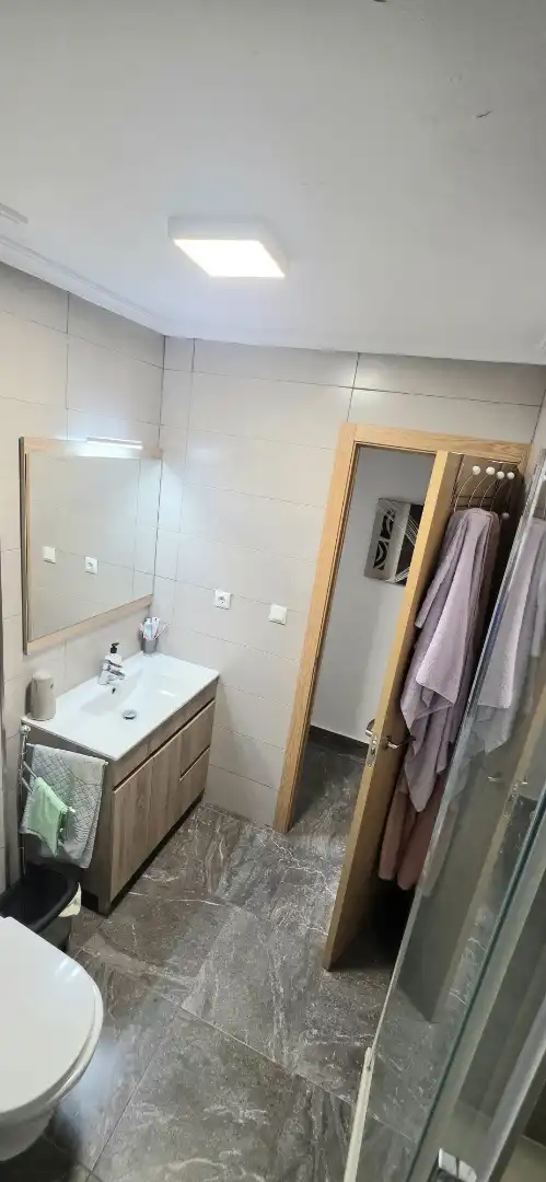 Bathroom of Flat for sale in  Jaén Capital  with Balcony