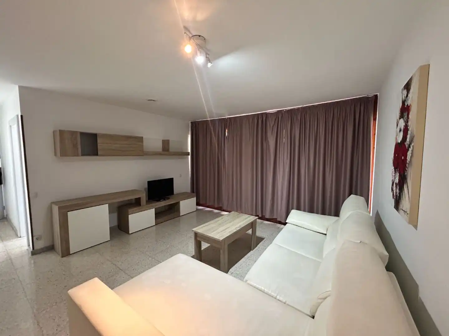 Casa o chalet de alquiler en Avenida de Gran Canaria, 14, San Bartolomé de Tirajana Sala de estar de Casa o chalet de alquiler en San Bartolomé de Tirajana con Aire acondicionado, Terraza y Piscina