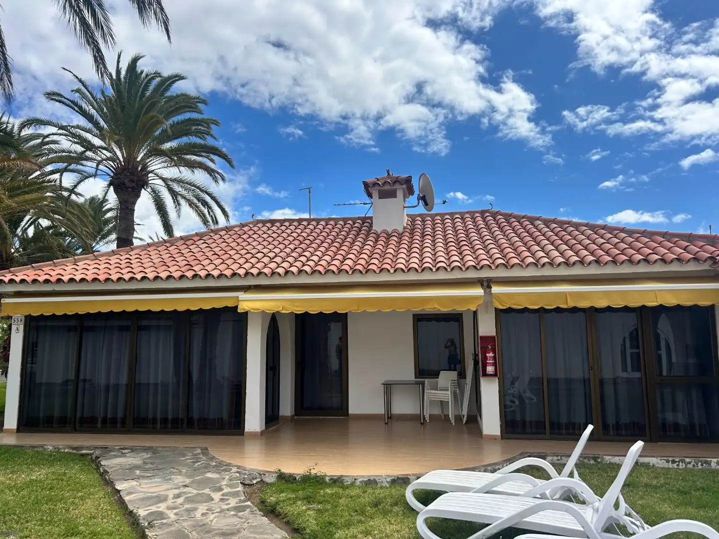 Casa o chalet de alquiler en Avenida de Gran Canaria, 14, San Bartolomé de Tirajana Vista exterior de Casa o chalet de alquiler en San Bartolomé de Tirajana con Aire acondicionado, Terraza y Piscina
