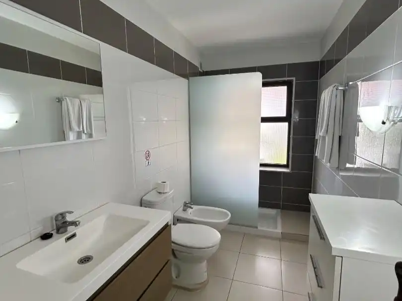 Casa o chalet de alquiler en Avenida de Gran Canaria, 14, San Bartolomé de Tirajana Baño de Casa o chalet de alquiler en San Bartolomé de Tirajana con Aire acondicionado, Terraza y Piscina