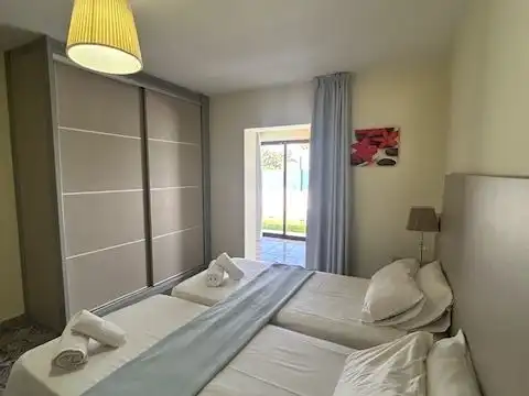 Casa o chalet de alquiler en Avenida de Gran Canaria, 14, San Bartolomé de Tirajana Habitación de Casa o chalet de alquiler en San Bartolomé de Tirajana con Aire acondicionado, Terraza y Piscina