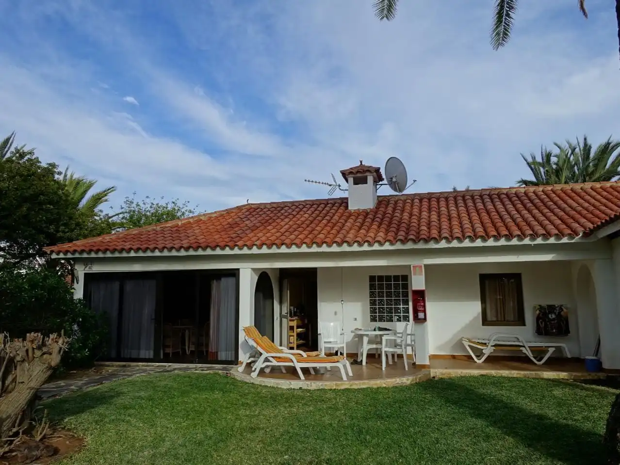 Casa o chalet de alquiler en Avenida de Gran Canaria, 14, San Bartolomé de Tirajana Jardín de Casa o chalet de alquiler en San Bartolomé de Tirajana con Aire acondicionado, Terraza y Piscina