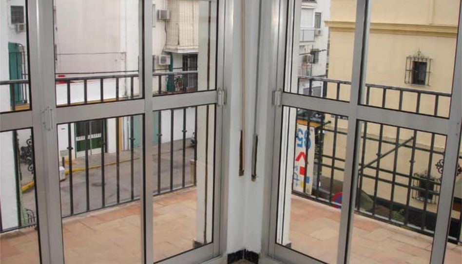 Piso de alquiler en Doctor Barraquer - G. Renfe - Policlínico, Sevilla Capital - imagen 1 Foto 1 de Piso de alquiler en Doctor Barraquer - G. Renfe - Policlínico, Sevilla Capital