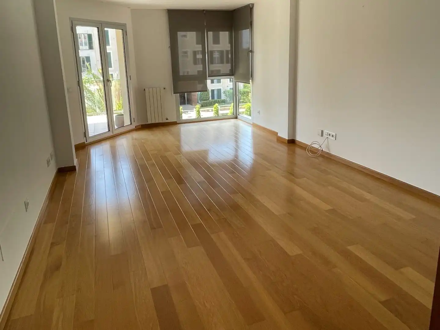 Pis en venda a Camí de Gènova, 108, Sa Teulera Sala d'estar de Pis en venda en Palma de Mallorca amb Aire condicionat, Calefacció i Jardí privat