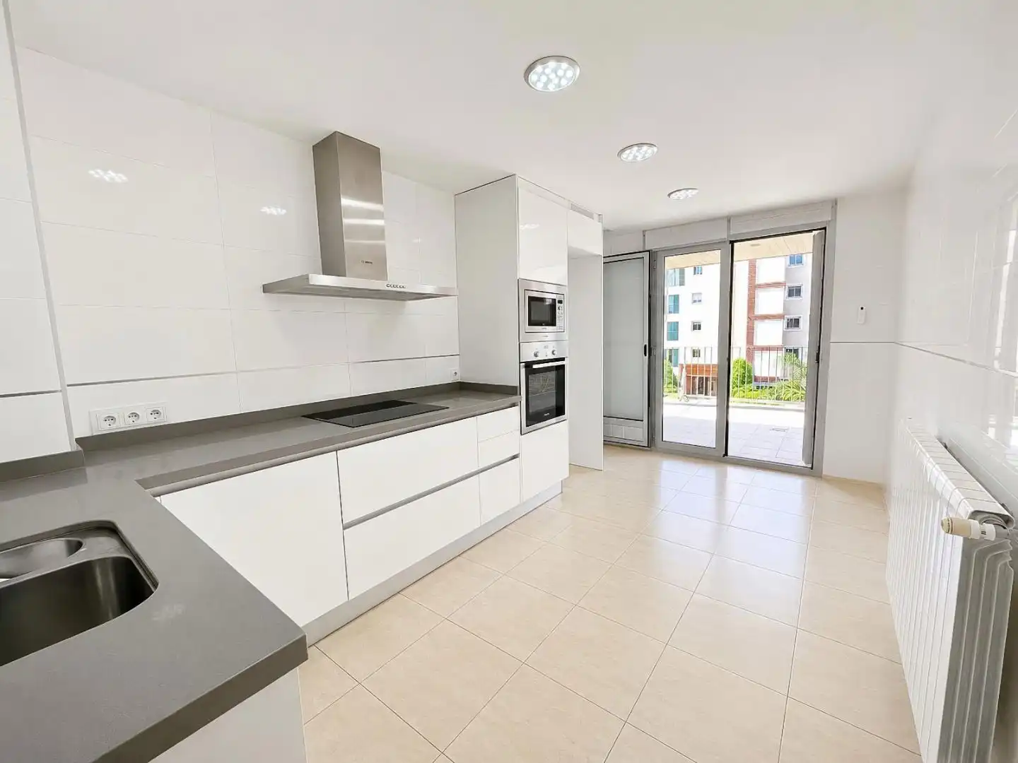 Wohnung zum Verkauf in Camí de Gènova, 108, Palma de Mallorca Küche von Wohnung zum Verkauf in Palma de Mallorca mit Klimaanlage, Terrasse und Schwimmbad